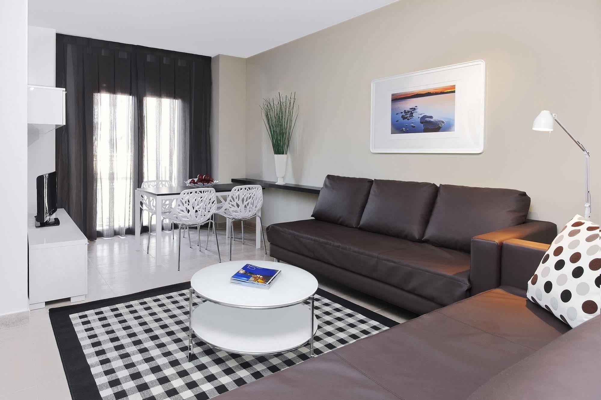 Barcelona Apartment Gran De Gracia ภายนอก รูปภาพ