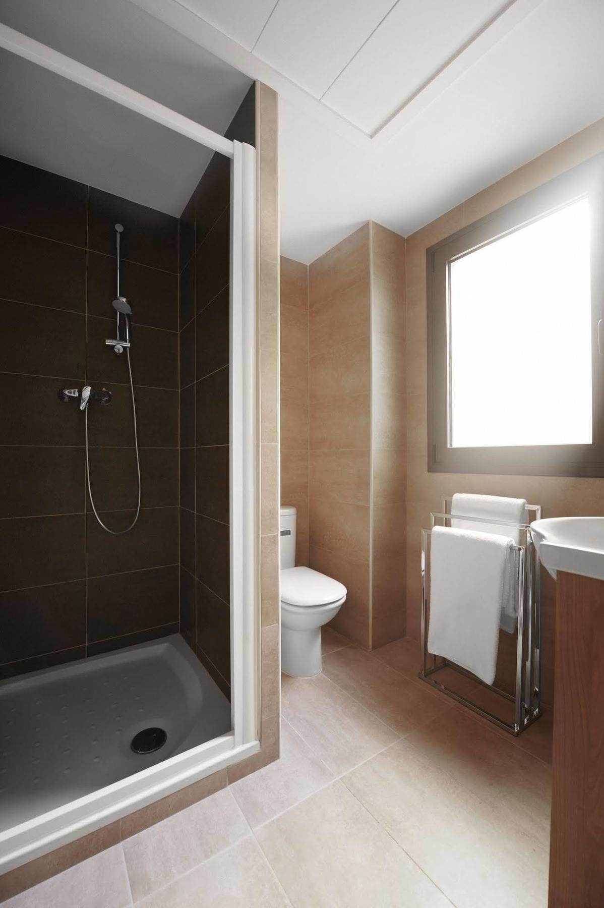 Barcelona Apartment Gran De Gracia ภายนอก รูปภาพ