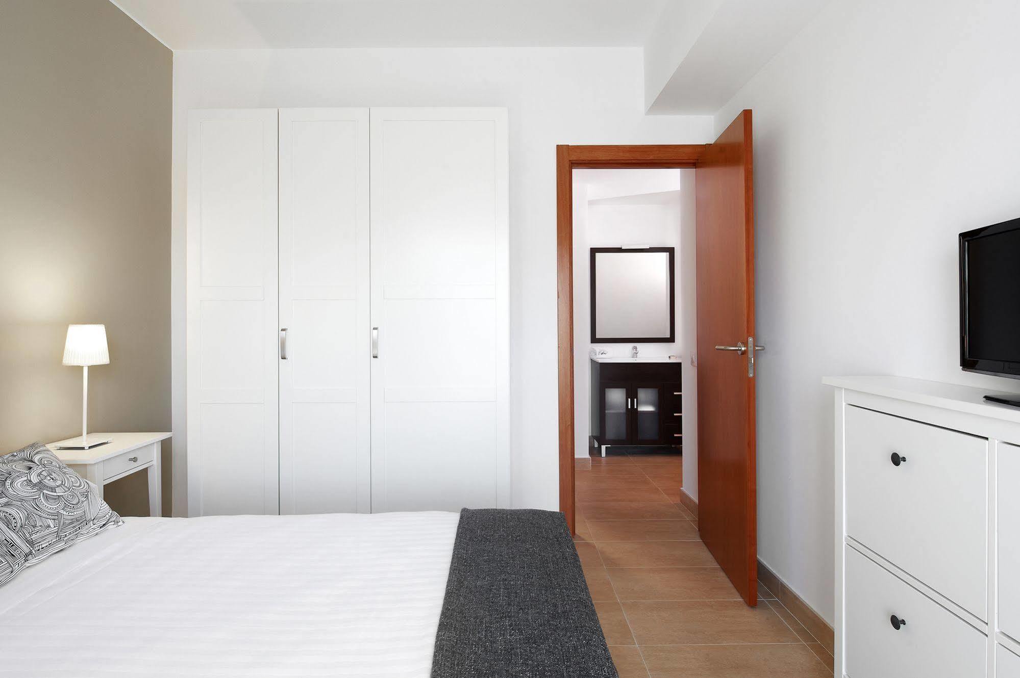 Barcelona Apartment Gran De Gracia ภายนอก รูปภาพ